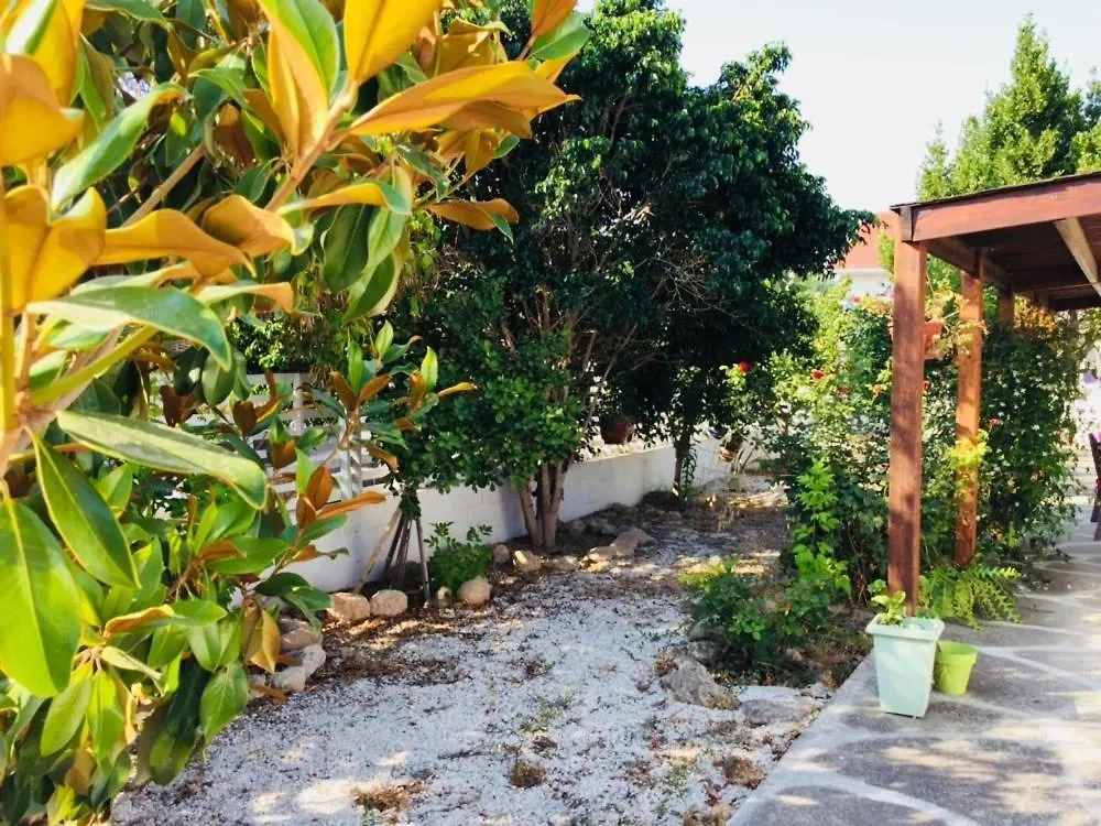 Artist Cottage In Dromolaxia Larnaca 0*,  Cypr
